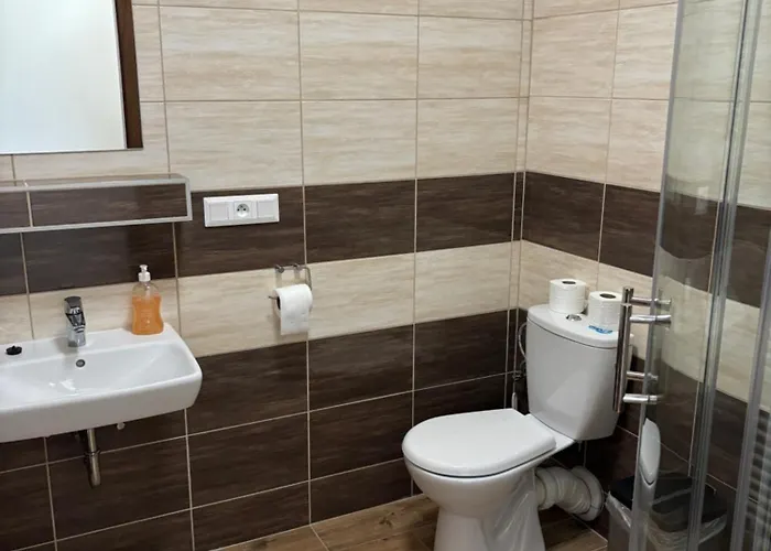 Cesky Dvur 3*